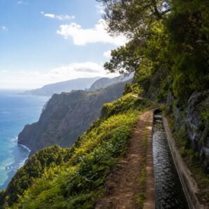 7 Tage Rundreisen Portugal - Madeiras Osten: Individuell wandern zwischen Levadas, Atlantikblicken und grünen Berglandschaften Frühstück Unkategorisiert online kaufen